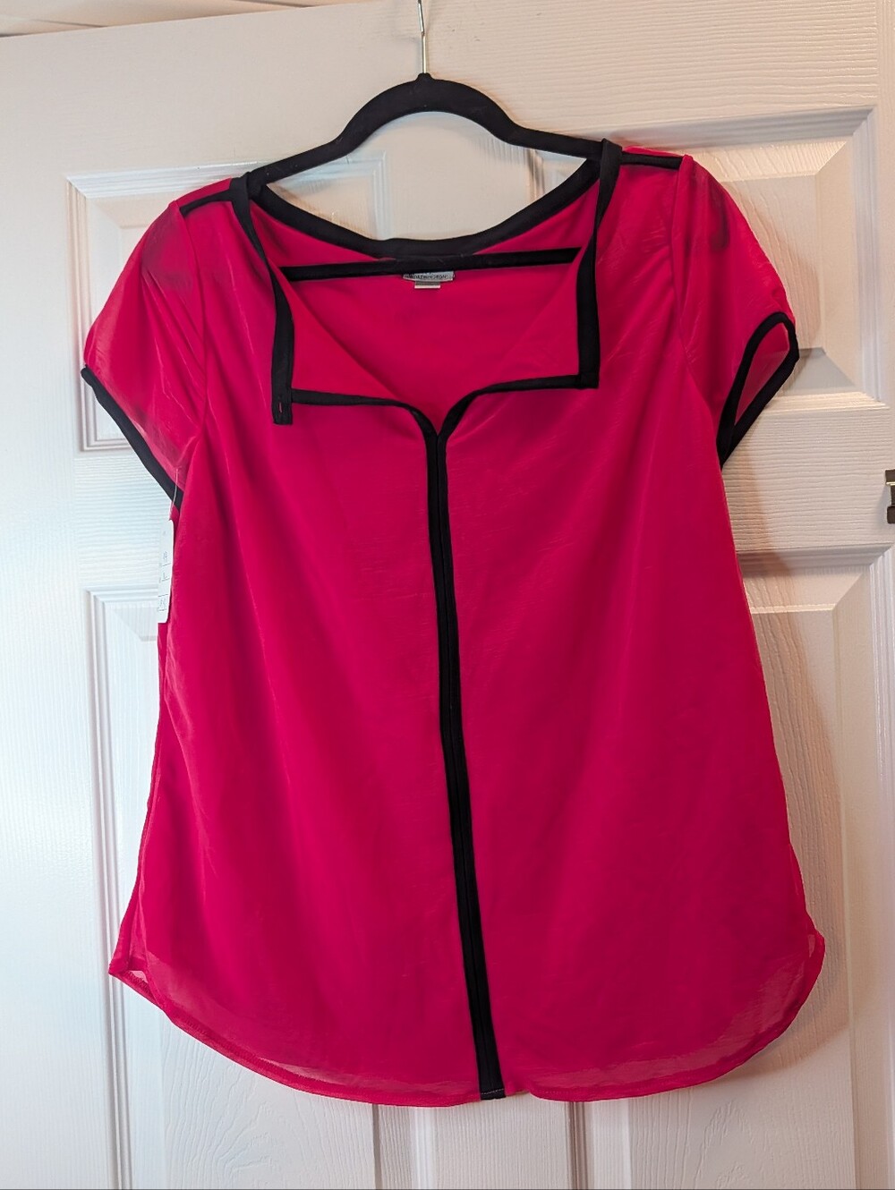 Worthington Women’s XL Hot Pink Black Trim Sheer Blouse Short Sleeve Career Top